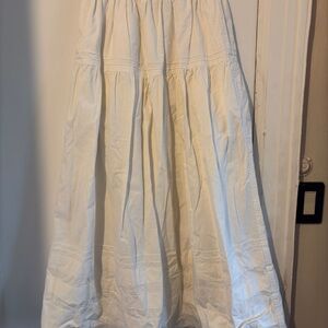 Elegant White Tiered Maxi Skirt